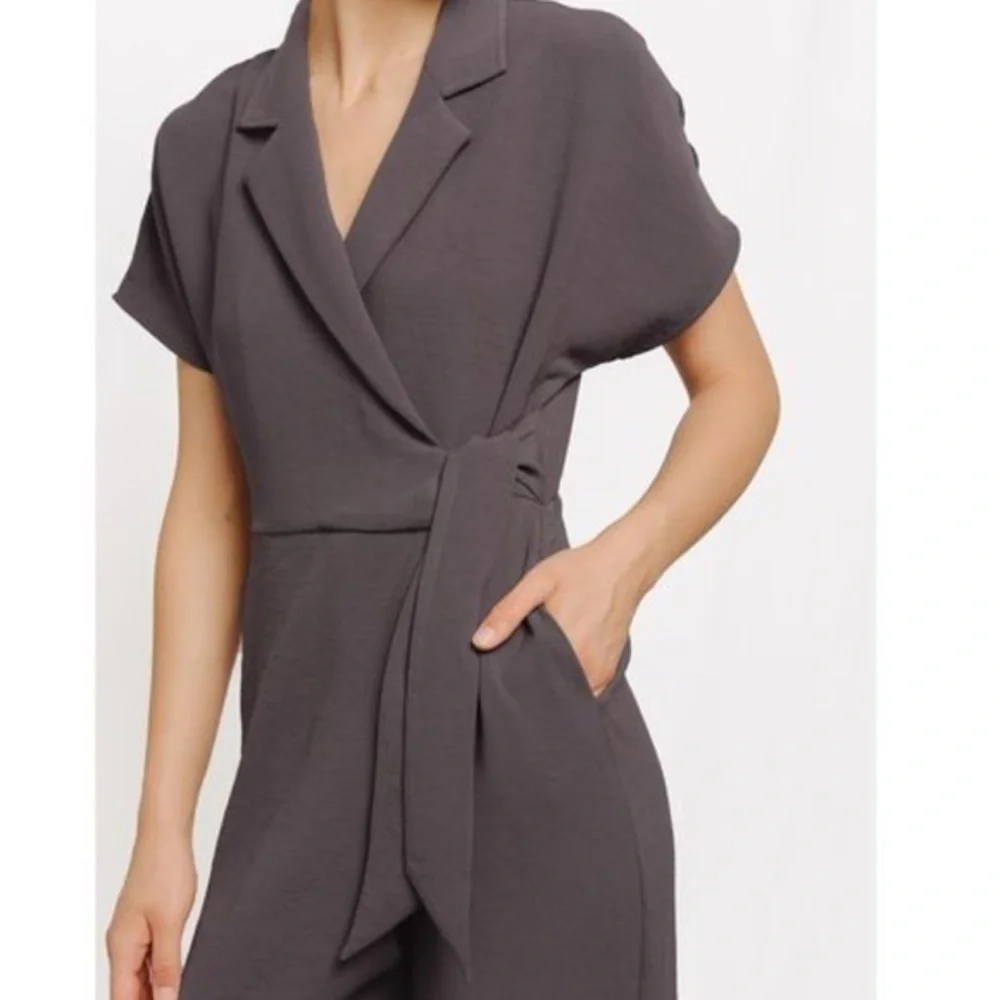 NWT Brochu Walker Sheyla Jumpsuit in Otter Small Contemporary Street Style